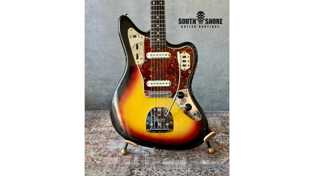 What to Look for in Vintage Guitars: 2026 Buyer's Guide