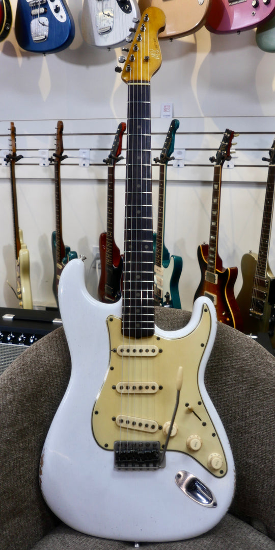 MB Guitars '62 Double Cut - Olympic White