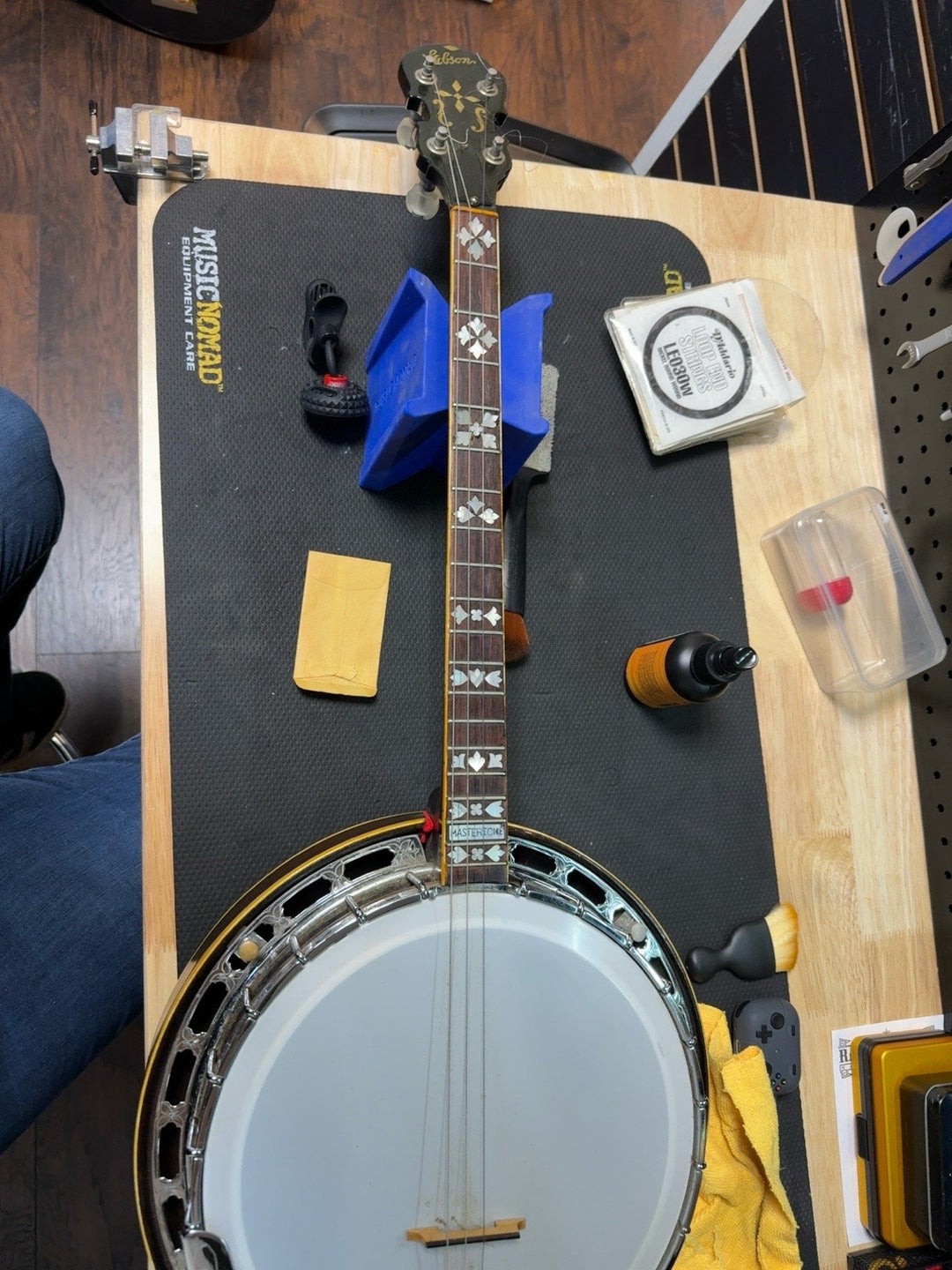 1927 Gibson TB-3 Mastertone Tenor Banjo – FON 8834-87 by South Shore Guitar Boutique
