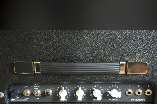 VICTORIA AMPS CLUB DELUXE by VICTORIA AMPS