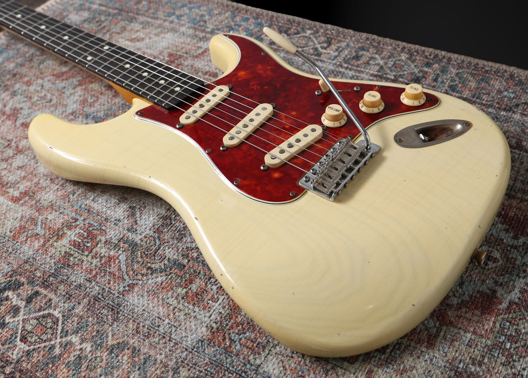 Lelah Customs Model 37S – Blonde