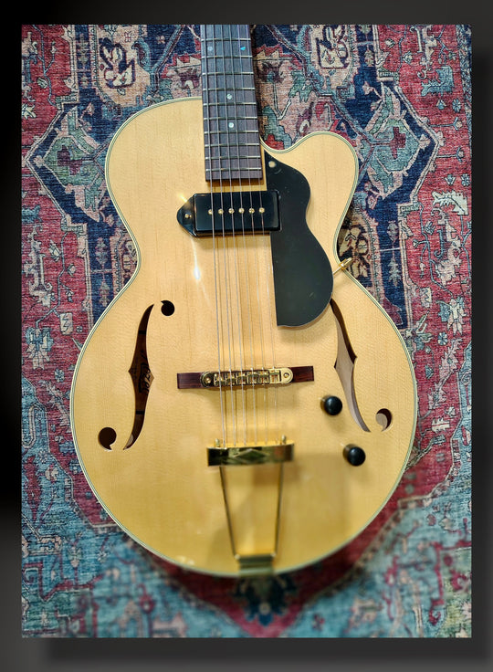 Rozeo "Lady Bug" Natural by Tarada Guitars