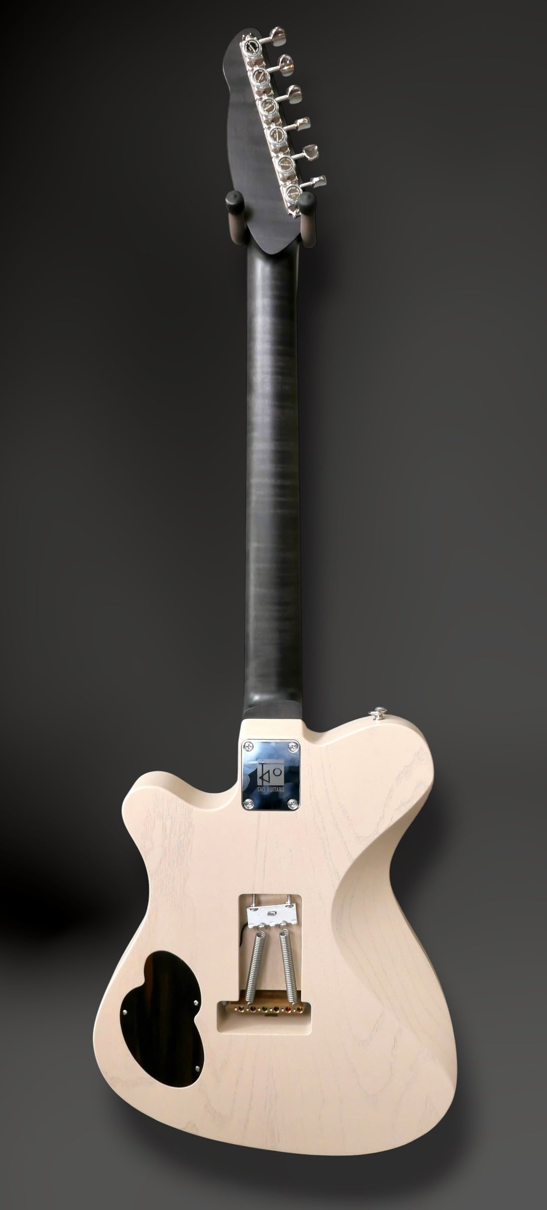 TAO T-Bucket Taliesin in Blonde/Black (Authorized Dealer) by Tao Guitars