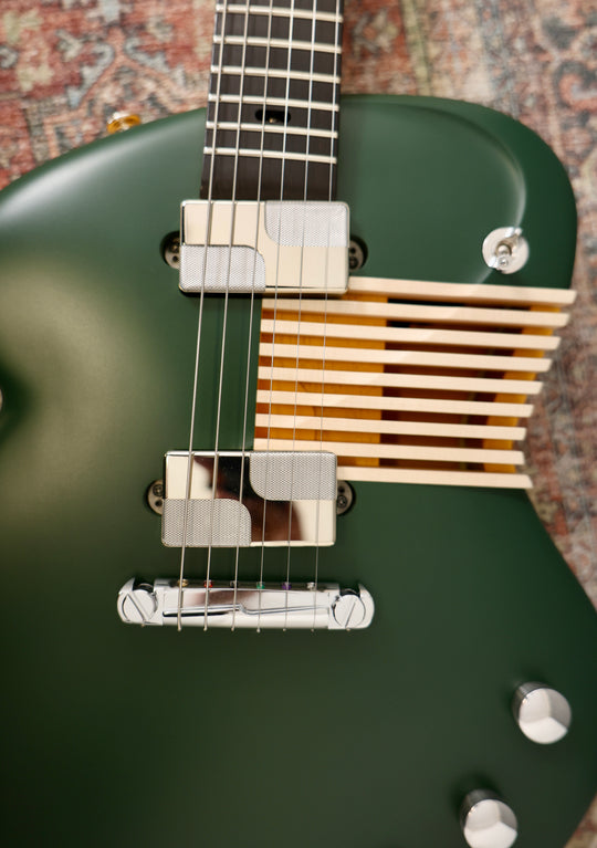 Tao Guitars - Disco Volante “Buren” - ZIELONY GREEN / RACE YELLOW - 2025