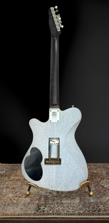 Tao Guitars T-Bucket. 2021 - Korina w/ 25.5" scale lentgh and hiddenn neck Pickup.) NEW, Authorized Dealer)