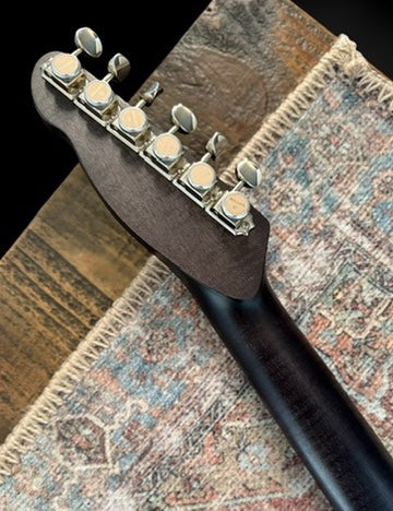 Tao Guitars T-Bucket. 2021 - Korina w/ 25.5" scale lentgh and hiddenn neck Pickup.) NEW, Authorized Dealer)