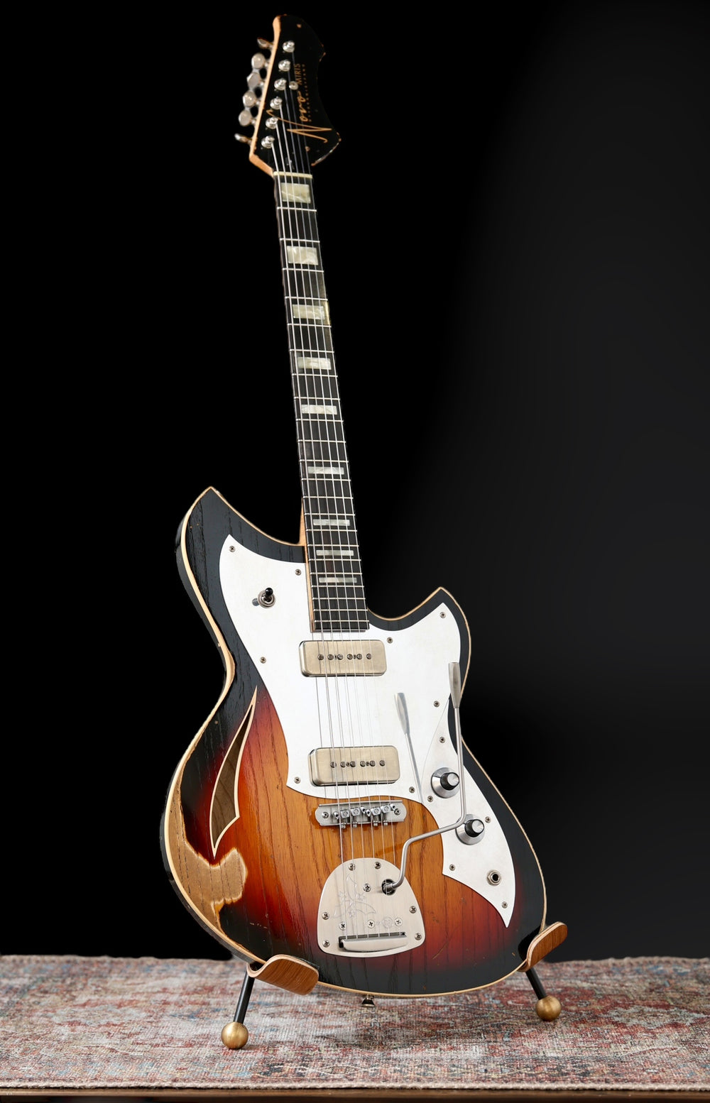 Novo Miris J - 3-Tone Burst. NEW, Authorized Dealer)