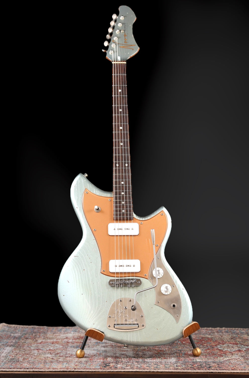 Novo Serus J 2025 - Ice Blue Metallic. NEW