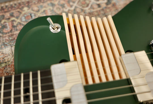 Tao Guitars - Disco Volante “Buren” - ZIELONY GREEN / RACE YELLOW - 2025