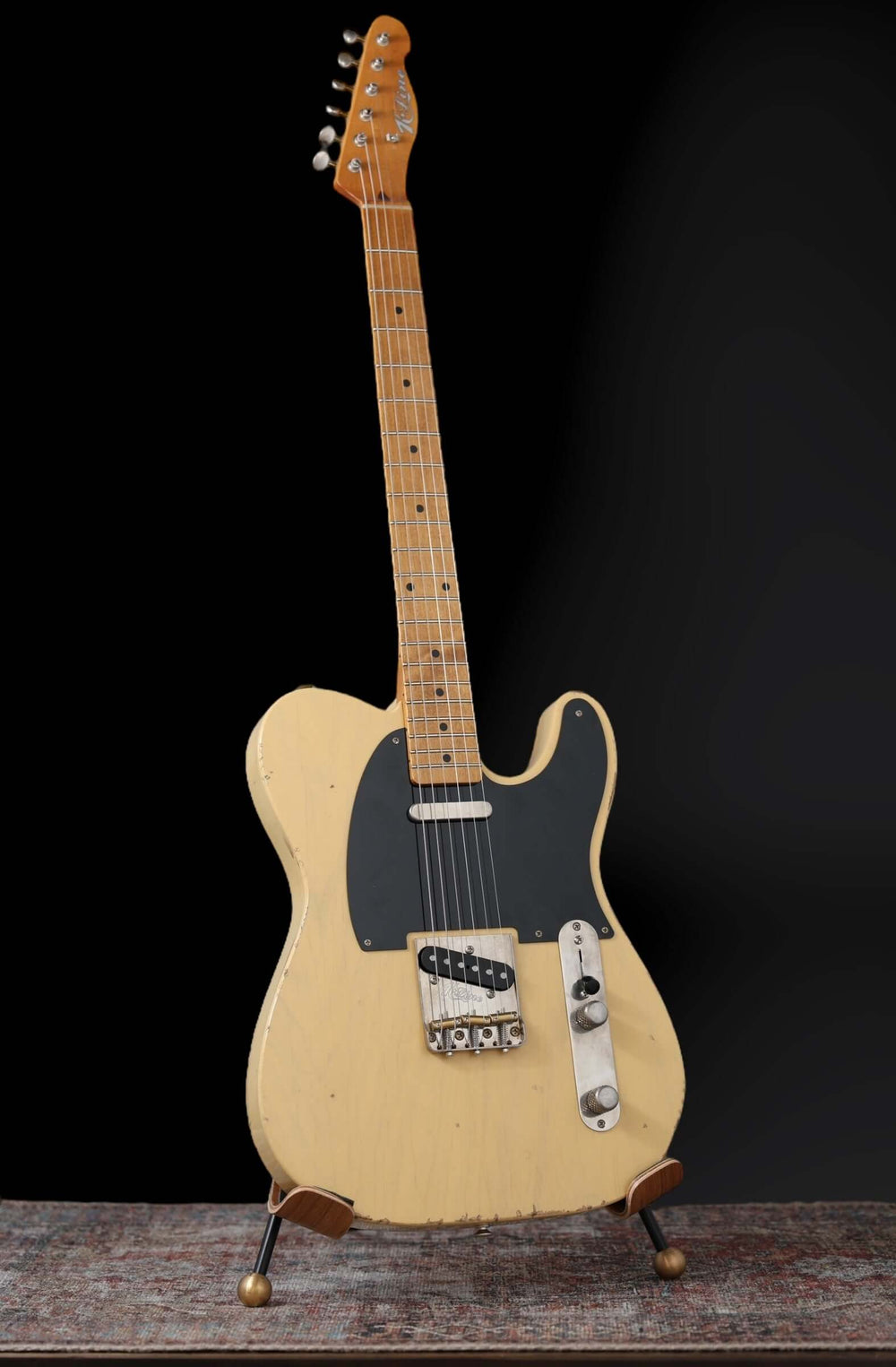K-Line Truxton - Butterscotch Blonde. NEW, (Authorized Dealer) - premium guitar showcasing timeless design.