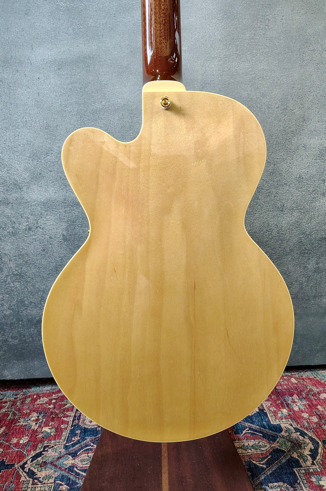 Rozeo "Lady Bug" Natural by Tarada Guitars