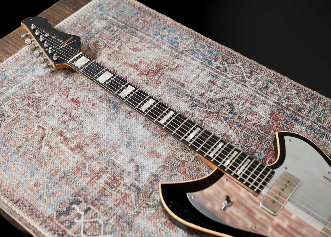 Novo Miris J - 3-Tone Burst. NEW, Authorized Dealer)