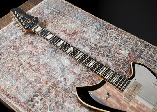 Novo Miris J - 3-Tone Burst. NEW, Authorized Dealer)
