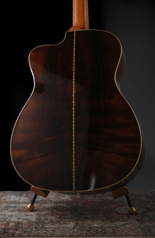 Bourgeois Jumbo OM Cutaway Custom Brazilian Rosewood 2003
