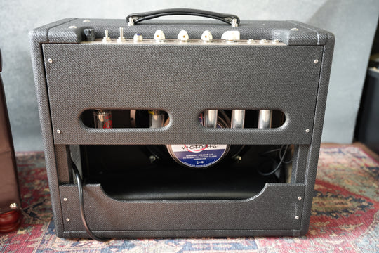 Victoria Amps, VickyVerb by VICTORIA AMPS