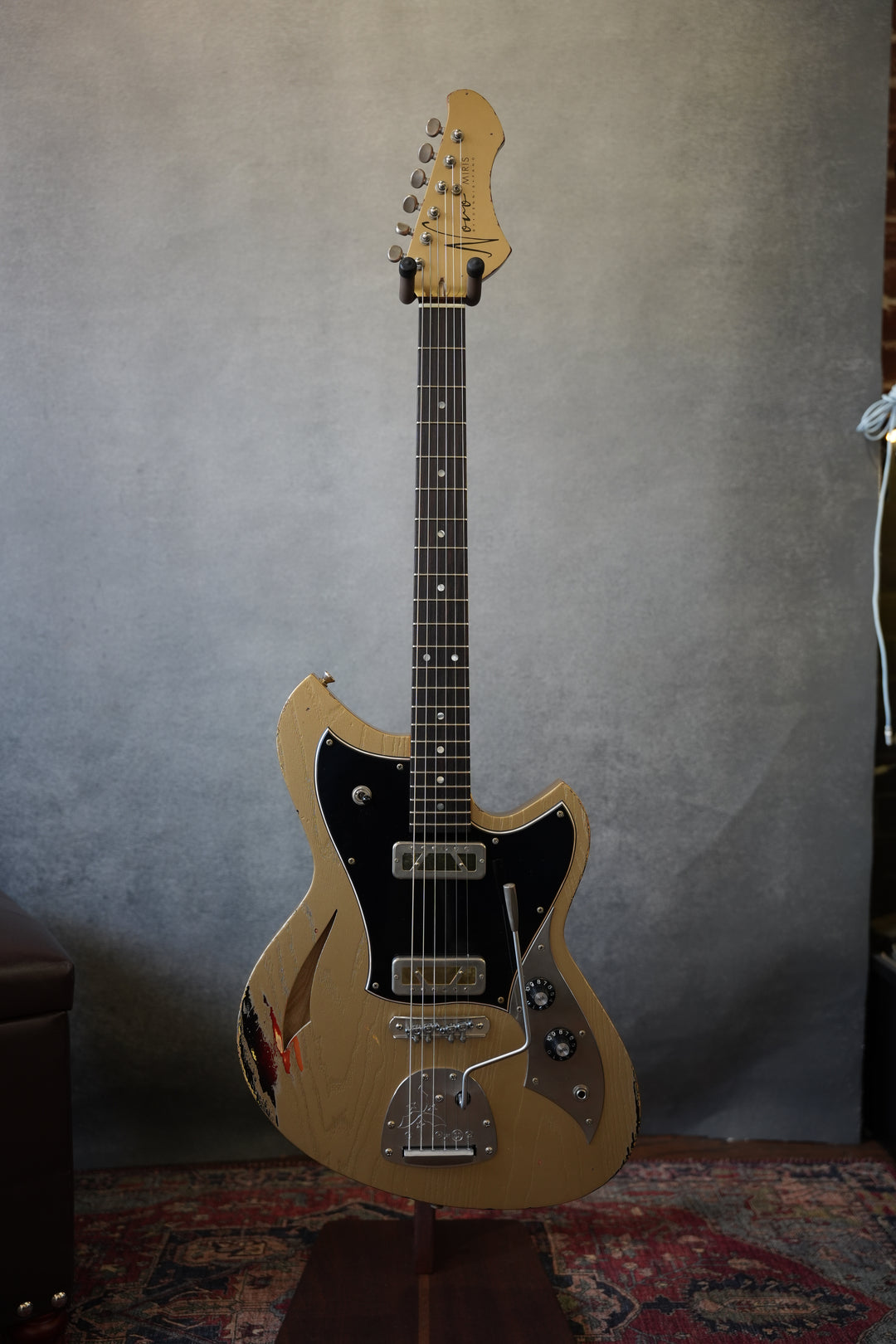 Novo Miris J. Custom by South Shore Guitar Boutique