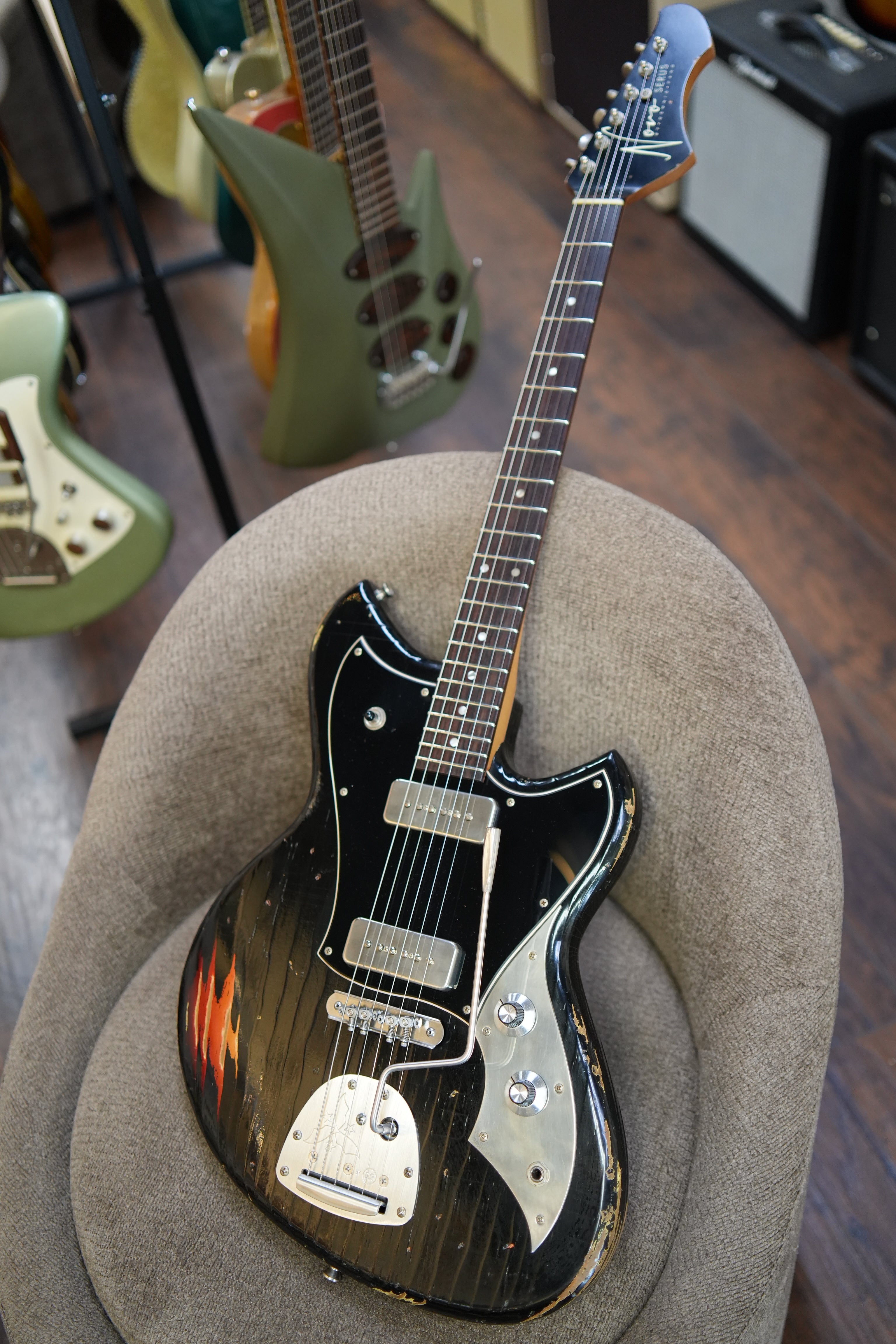 Novo Miris J Bull Black by South Shore Guitar Boutique