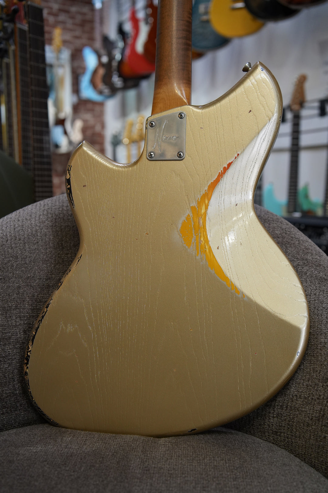 Novo Miris J. Custom by Novo