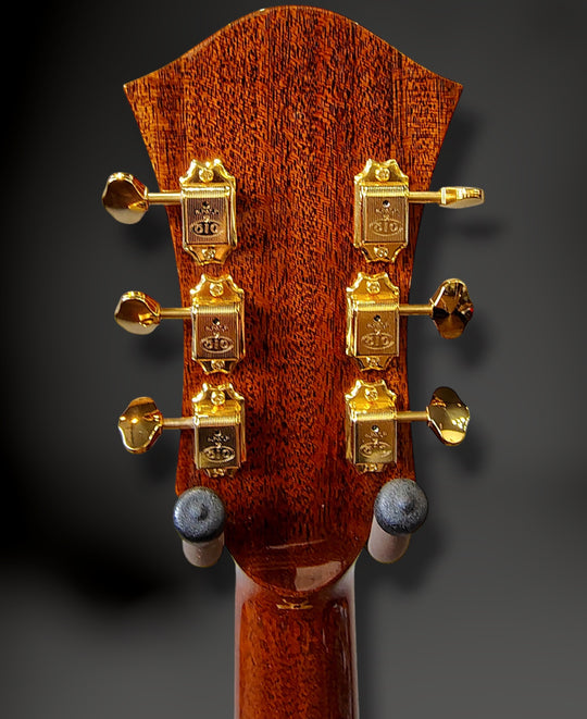 Rozeo "Lady Bug" Natural by Tarada Guitars
