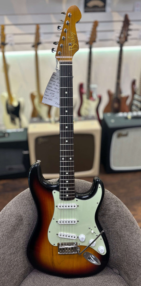 Berly S-Style Nitro finish / Budz Pickups