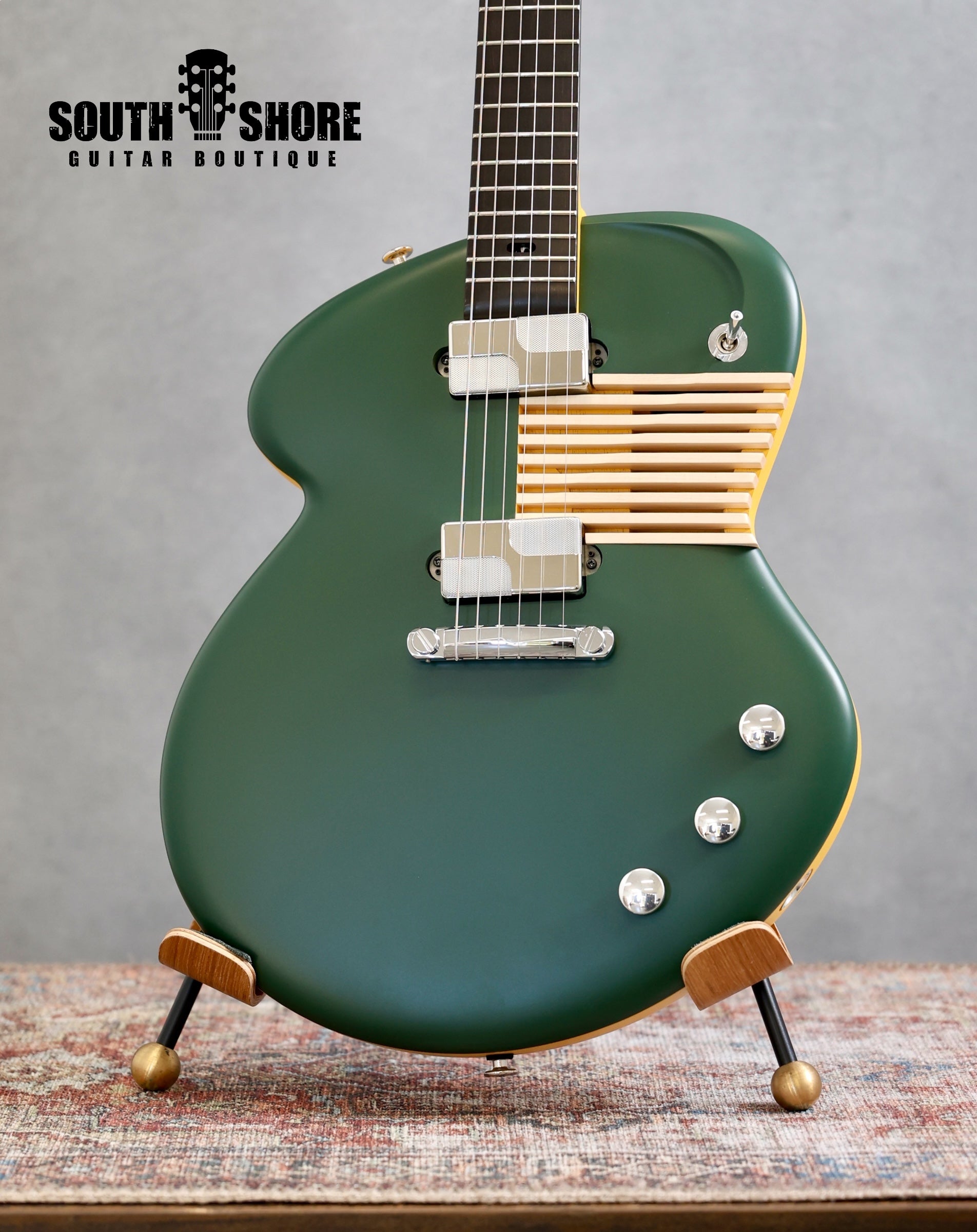 Tao Guitars - Disco Volante “Buren” - ZIELONY GREEN / RACE YELLOW - 2025 by South Shore Guitar Boutique