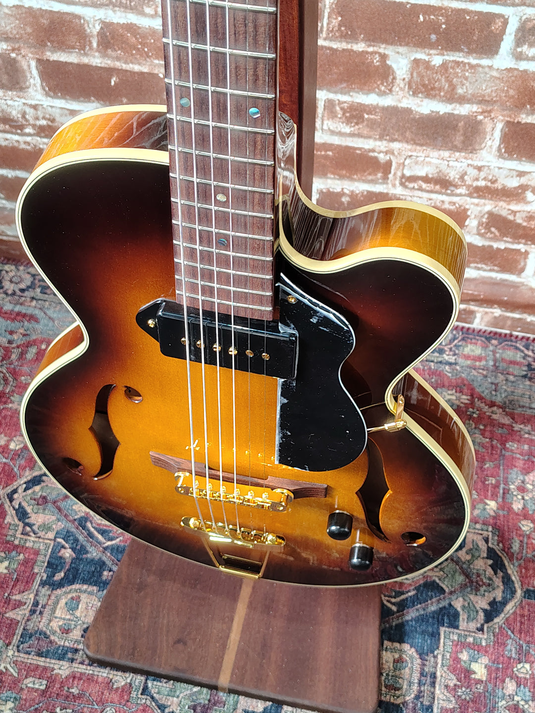Rozeo "Lady Bug" by Tarada Guitars