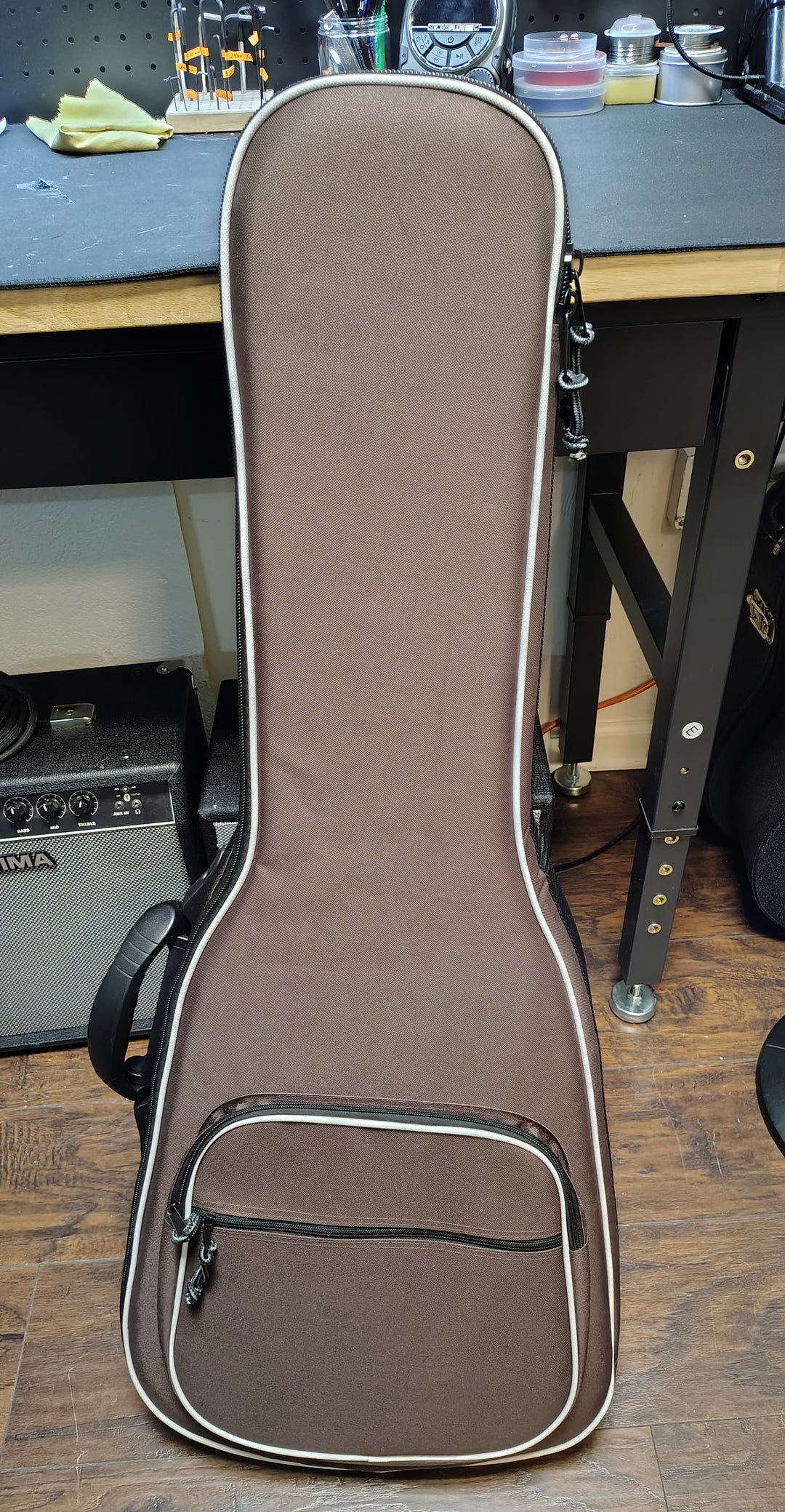Rozeo "Lady Bug" by Tarada Guitars