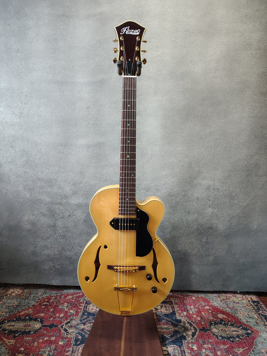 Rozeo "Lady Bug" Natural by Tarada Guitars