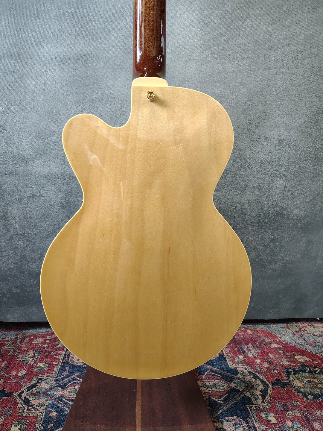 Rozeo "Lady Bug" Natural by Tarada Guitars