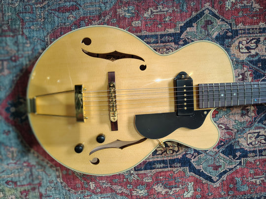 Rozeo "Lady Bug" Natural by Tarada Guitars