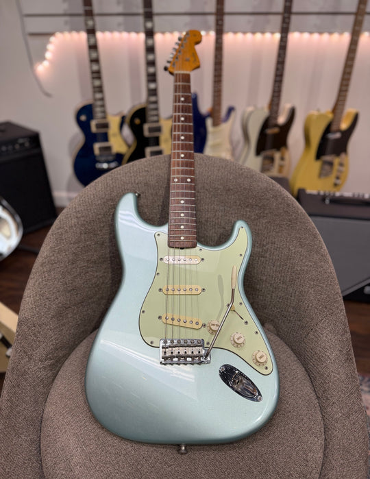 Fender Custom Shop 1962 Stratocaster (Early 1990's Masterbuilt Reproduction by Yasuhiko Iwanade)