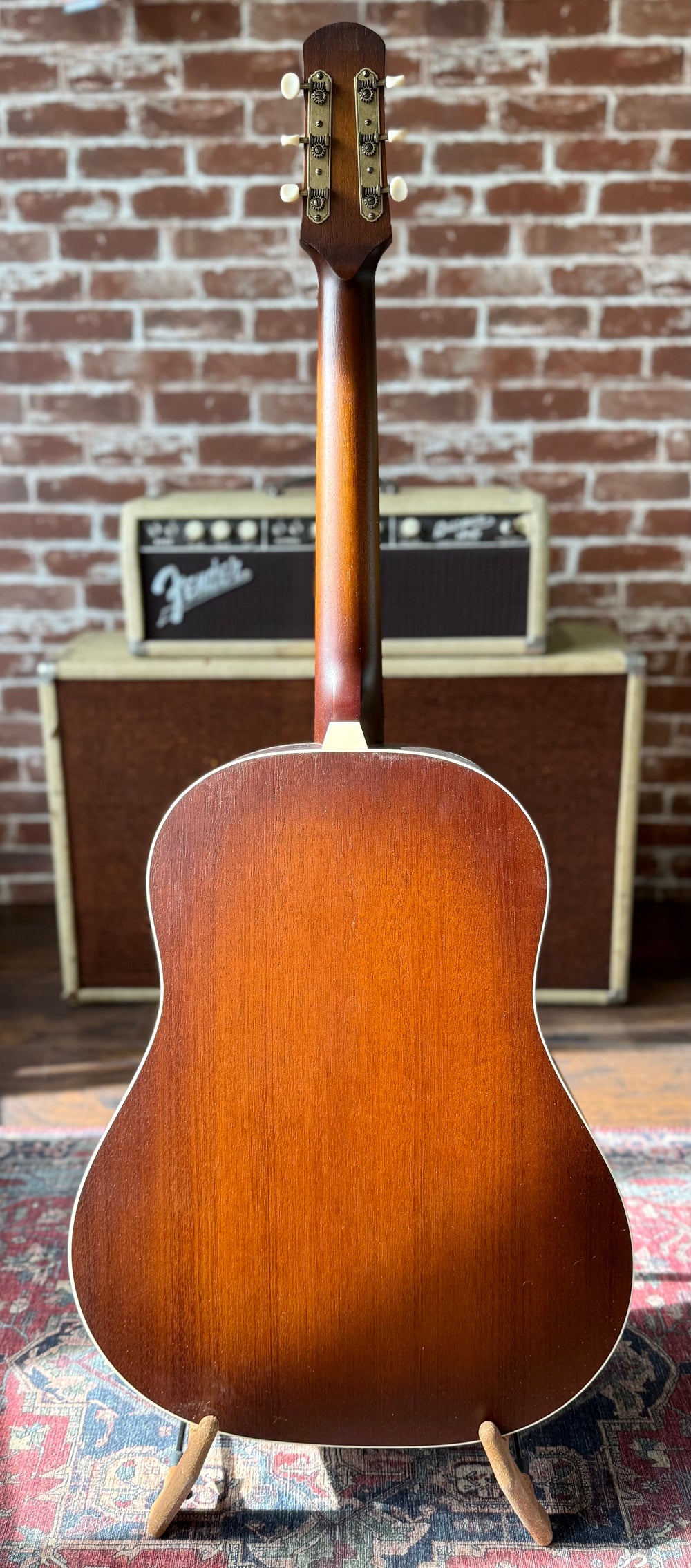 IRIS DF - Honey Burst. NEW (Authorized Dealer) by South Shore Guitar Boutique
