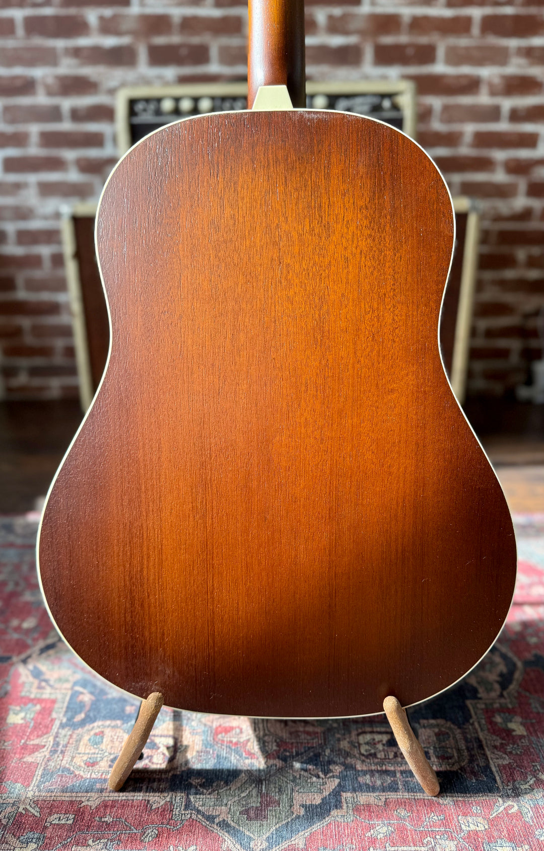 IRIS DF - Honey Burst. NEW (Authorized Dealer) by South Shore Guitar Boutique