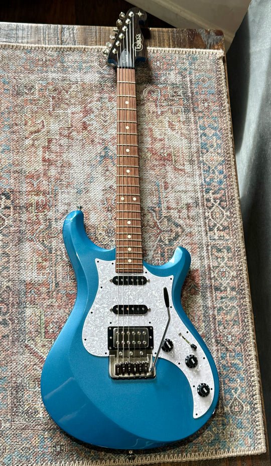Knaggs Chesapeake Severn Trem HSS in Pelham Blue (S/N1634) by Knaggs