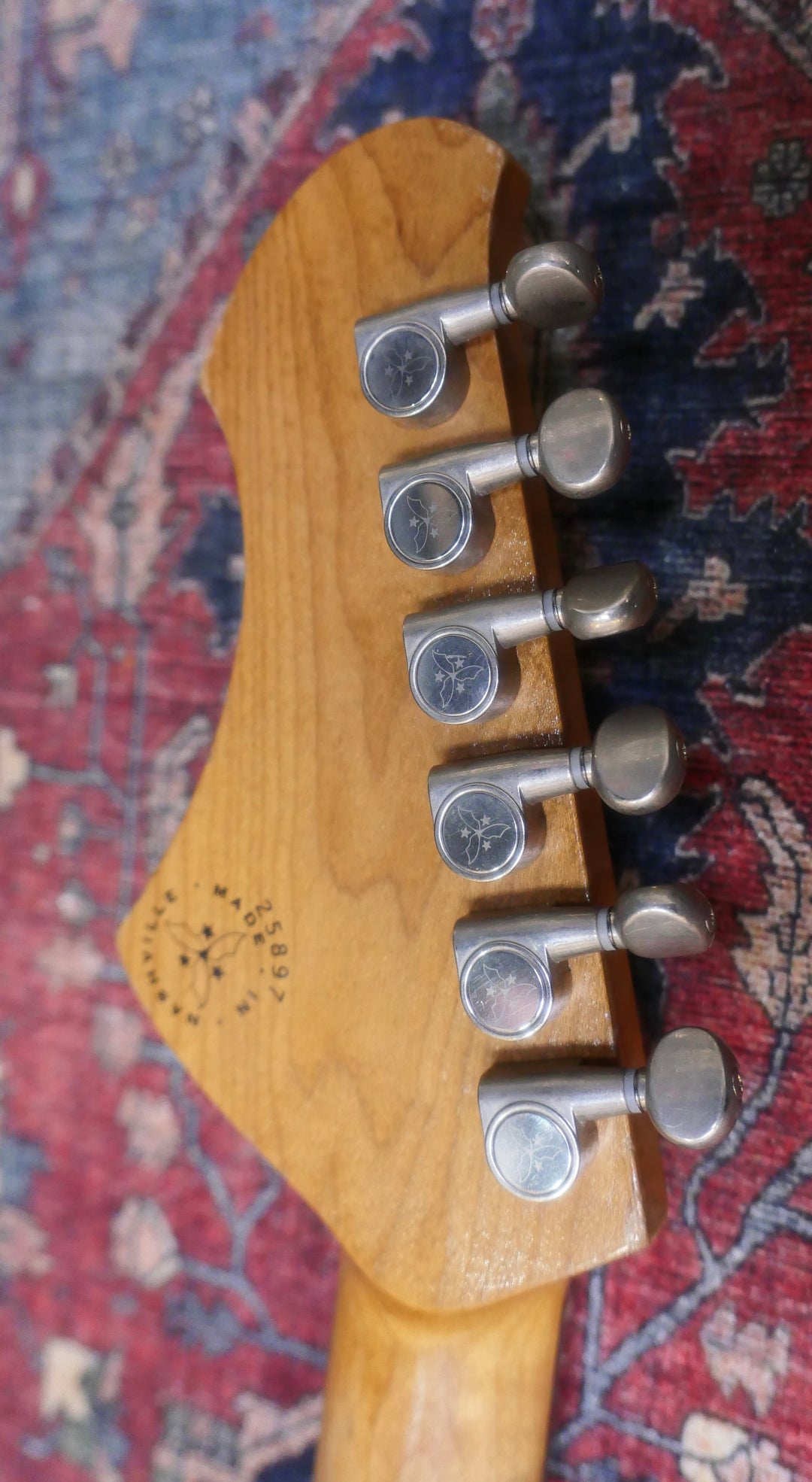 Novo Serus J Fiesta Red Over 3T Burst NEW, (Authorized Dealer)