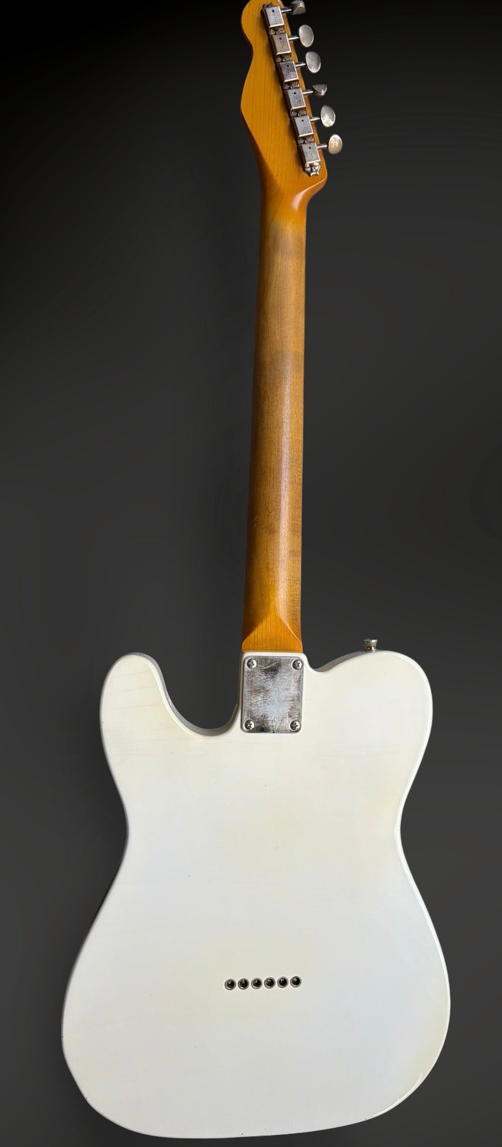 Lelah 37T - Olympic White. NEW (Authorized Dealer) by Lelah