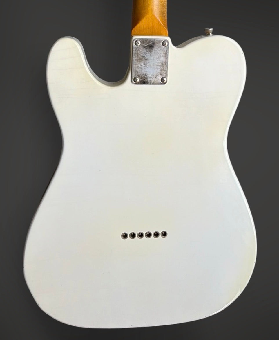 Lelah 37T - Olympic White. NEW (Authorized Dealer) by Lelah