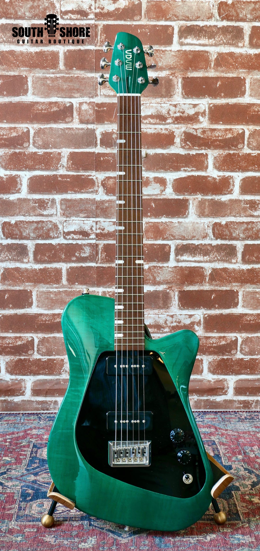 MADA Agua - Water Candygreen (S/N732020) #1 by South Shore Guitar Boutique