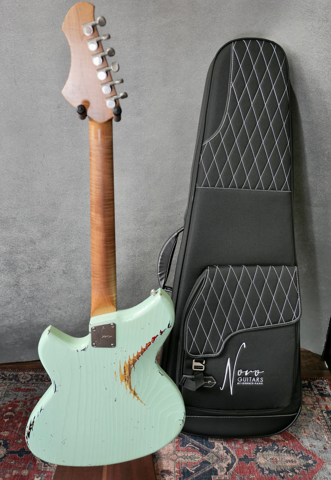 Novo Serus J. Custom in Surf Green over Sunburst (Authorized DFealer) by Novo