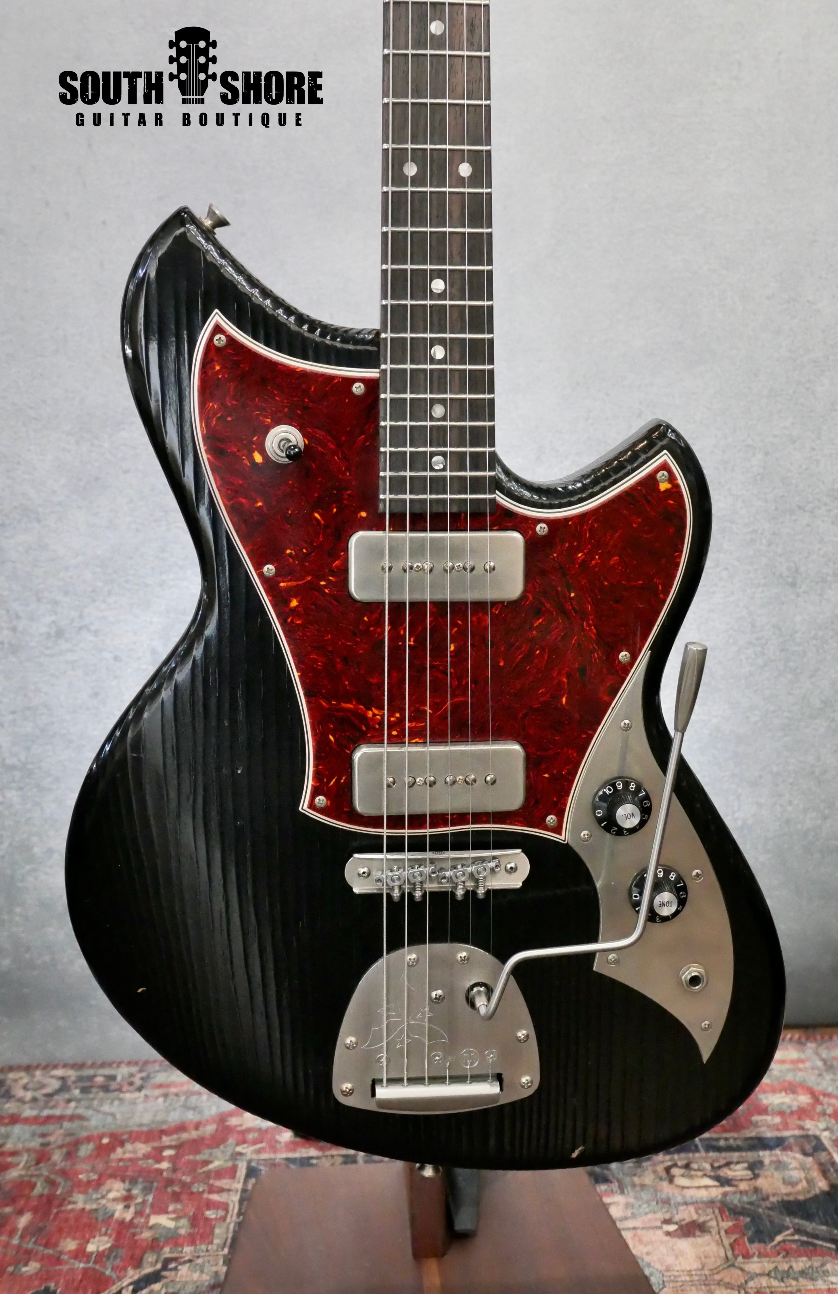 Novo Serus J Custom in Bull Black (Authorized Dealer) by Novo