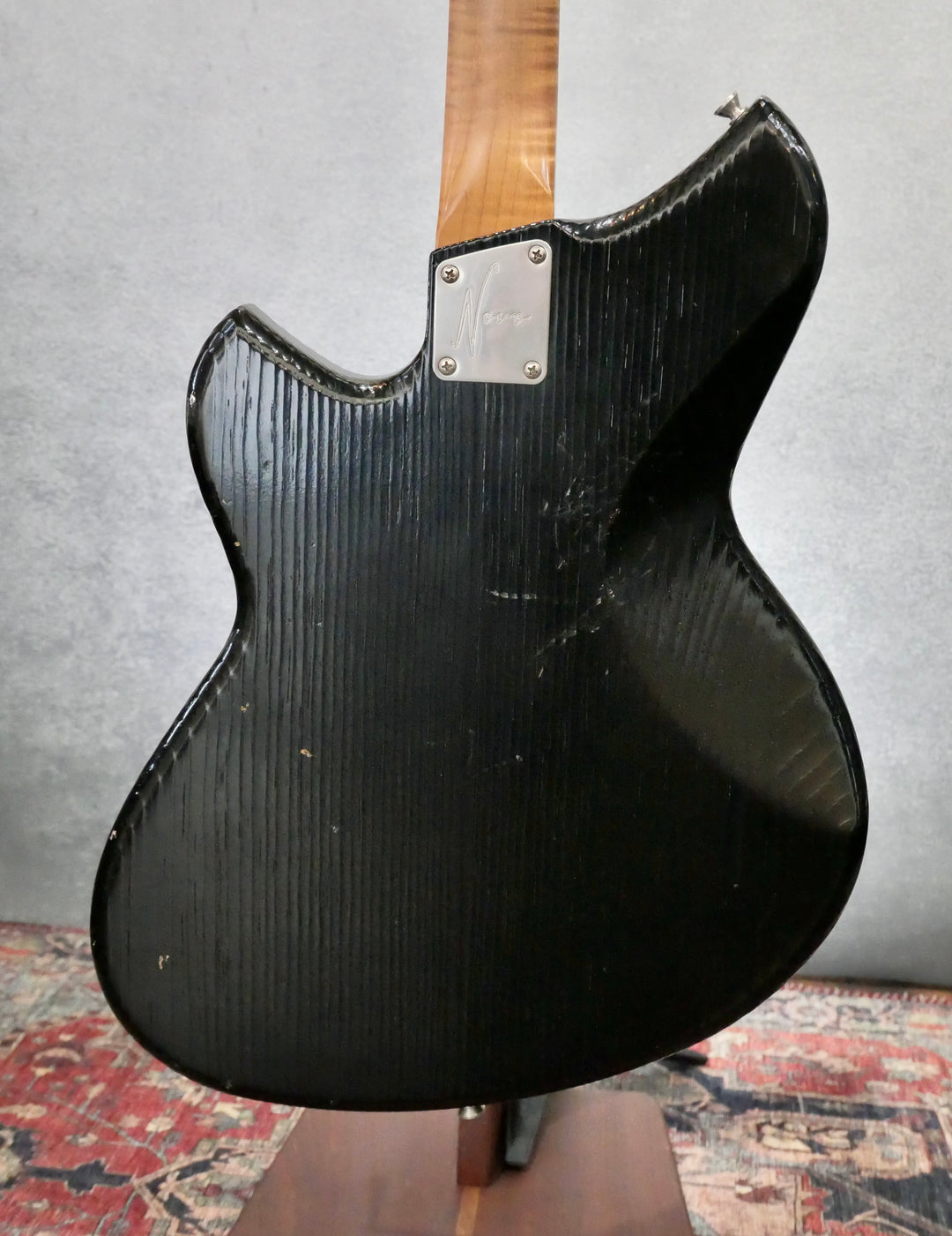 Novo Serus J Custom in Bull Black (Authorized Dealer) by Novo