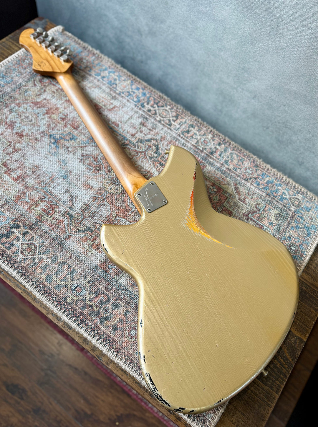 Novo Serus J LTD-Shoreline Gold over &