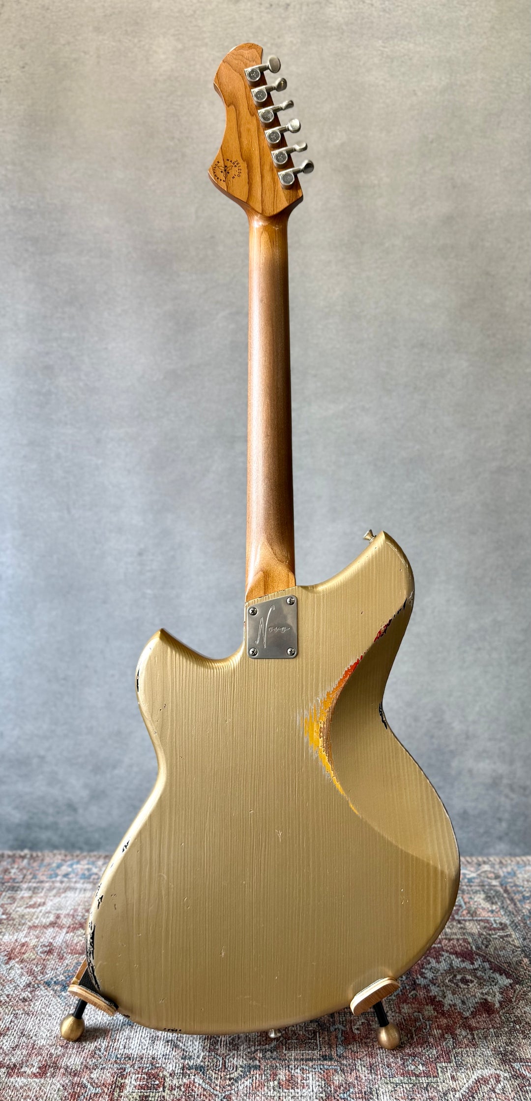 Novo Serus J LTD-Shoreline Gold over &