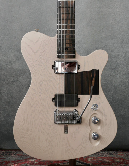 TAO T-Bucket Taliesin in Blonde/Black (S/N86) by Tao Guitars