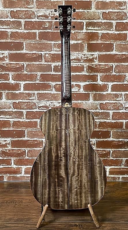 Huss and Dalton T00-14 Custom Barnwood Grey finish, Myrtle Wood & Sitka, NEW (Authorized Dealer) *Vi