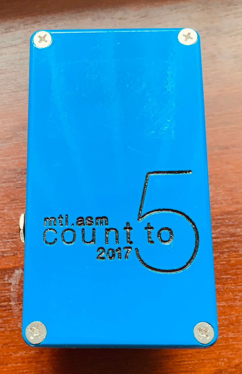 Montreal Assembly Count to 5 2017/2018 Blue/White Reverse Delay, Sample/Looper