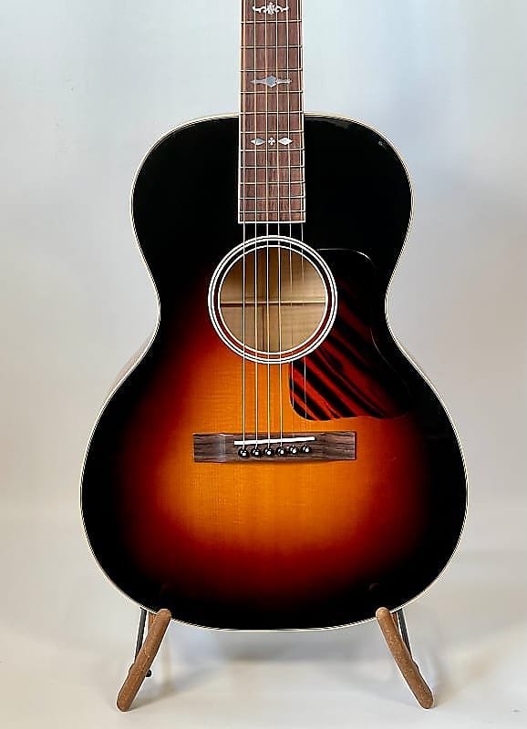 Huss & Dalton Crossroads L-13 Deluxe Nick Lucas Special Model Sunburst NEW (Authorized Dealer)