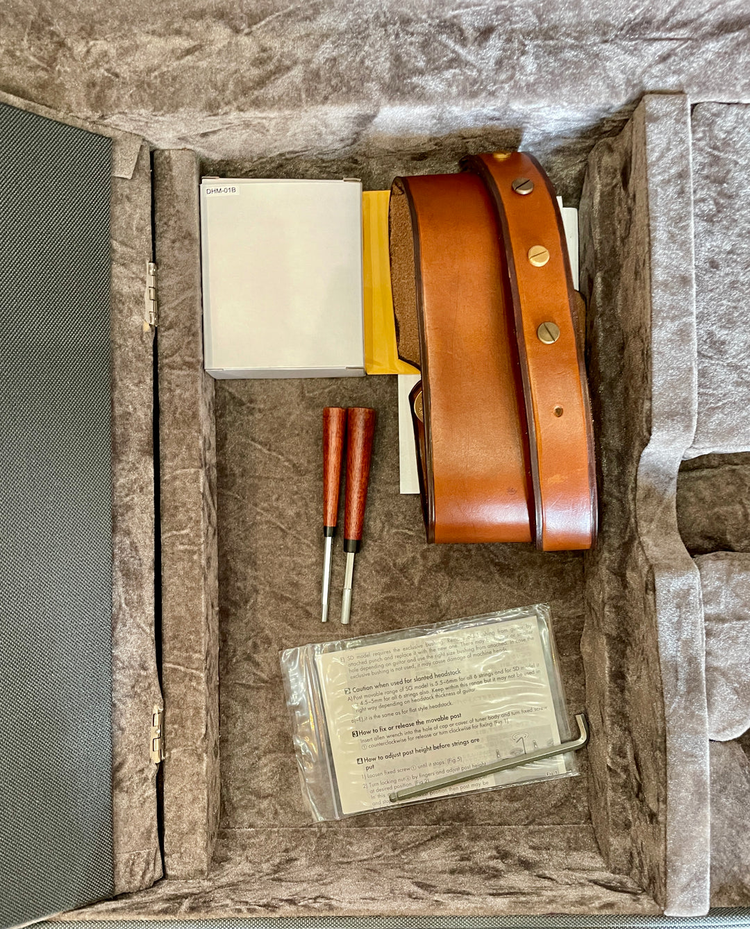 Jesselli Guitars Modernaire Style 2 Hollow 1-Piece Body NEW 2021 (Authorized Dealer) *Video Added*