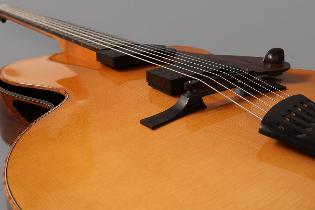 Jaén Guitars Siracusa 16E - 2023 - Natural - European Spruce / English Walnut. NEW (Authorized Dealer)