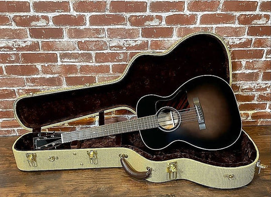 Huss and Dalton T00-14 Custom Barnwood Grey finish, Myrtle Wood & Sitka, NEW (Authorized Dealer) *Vi